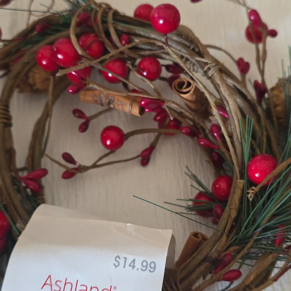 Ashland Red Berry and Green Pine Coiled Garland